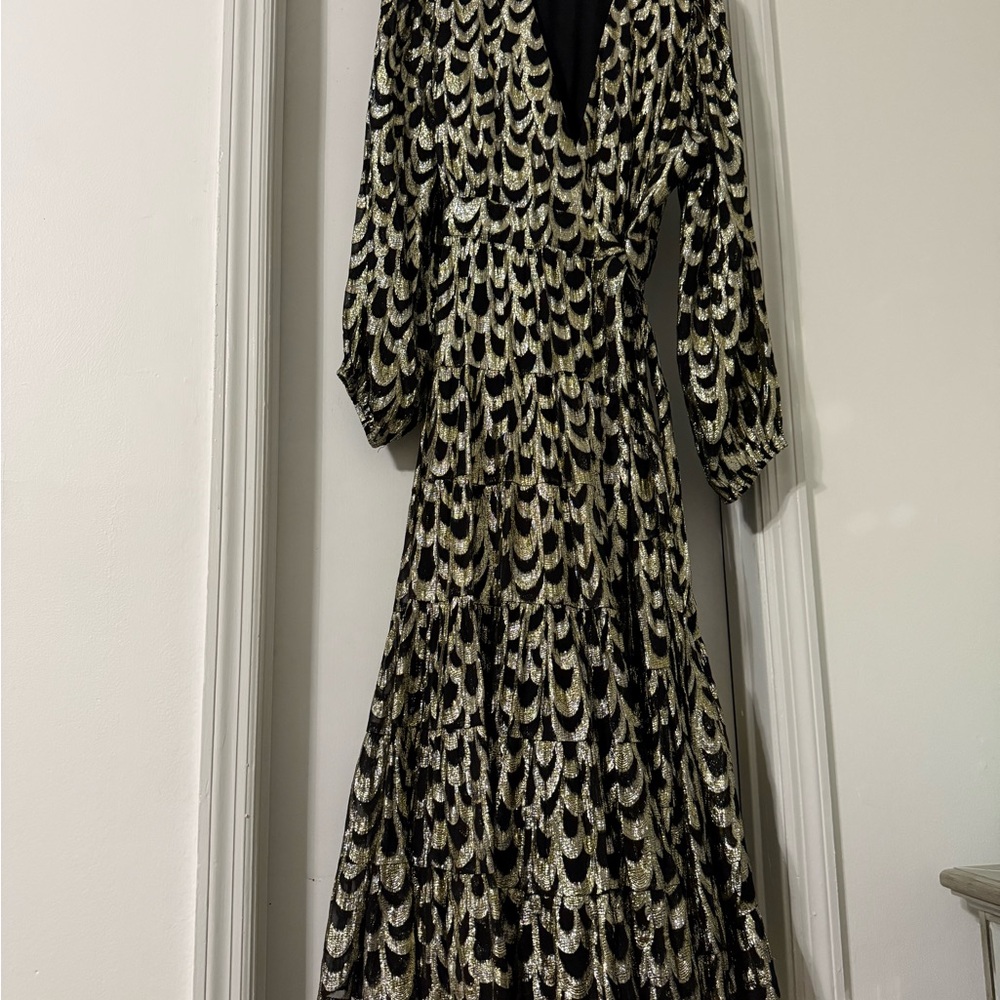 Gibson Latimer Gold + Black Metallic Wrap Midi Dress - Picture 2 of 4